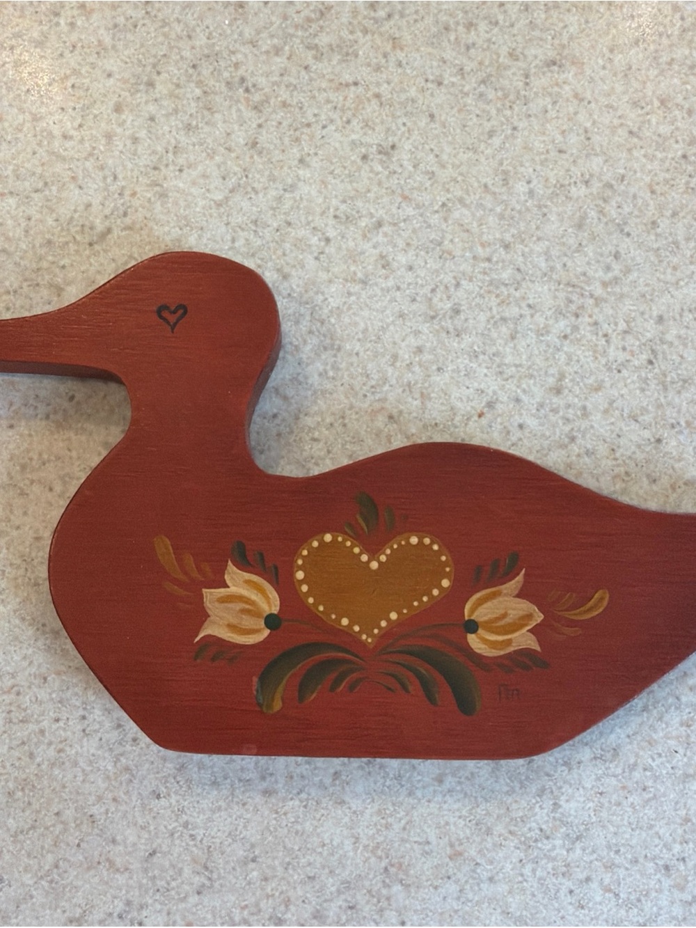 Folk Art Red Wooden Duck Wall Decor with Heart Floral Motif - Picture 2 of 16